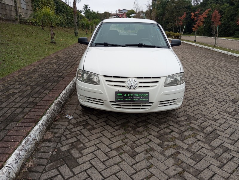 GOL 1.0 MI TREND 8V GASOLINA 2P MANUAL G.III - 2013 - CAXIAS DO SUL