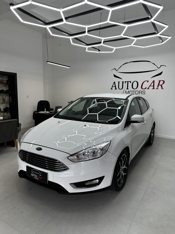 FOCUS 2.0 TITANIUM 16V FLEX 4P AUTOMÁTICO - 2016 - CAXIAS DO SUL