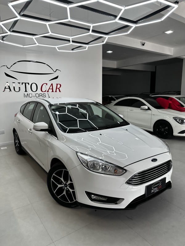 focus 2.0 titanium 16v flex 4p automatico 2016 caxias do sul