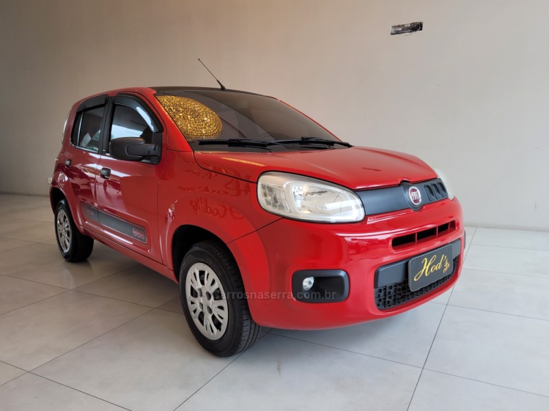 UNO 1.0 EVO ATTRACTIVE 8V FLEX 4P MANUAL - 2016 - CANELA