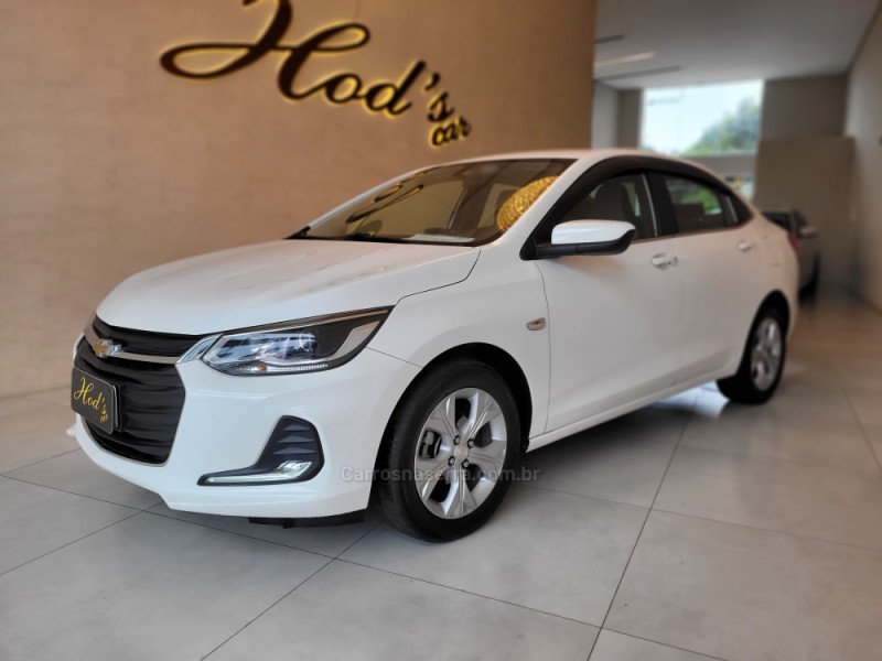 ONIX 1.0	PREMIER PLUS 12V TURBO FLEX 4P AUTOMÁTICO - 2021 - CANELA