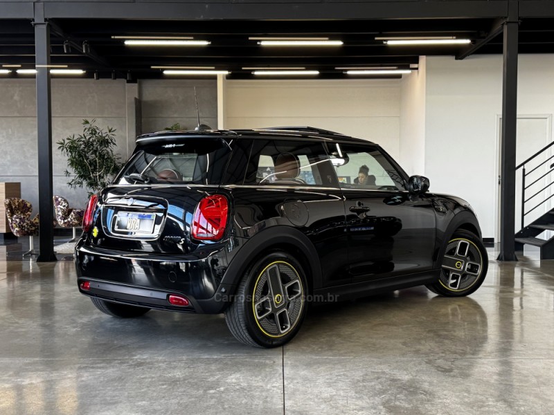 COOPER S E TOP 184CV ELÉTRICO 2P AUTOMÁTICO - 2023 - BENTO GONçALVES
