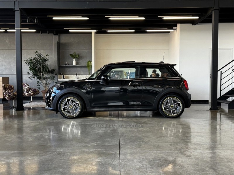 COOPER S E TOP 184CV ELÉTRICO 2P AUTOMÁTICO - 2023 - BENTO GONçALVES