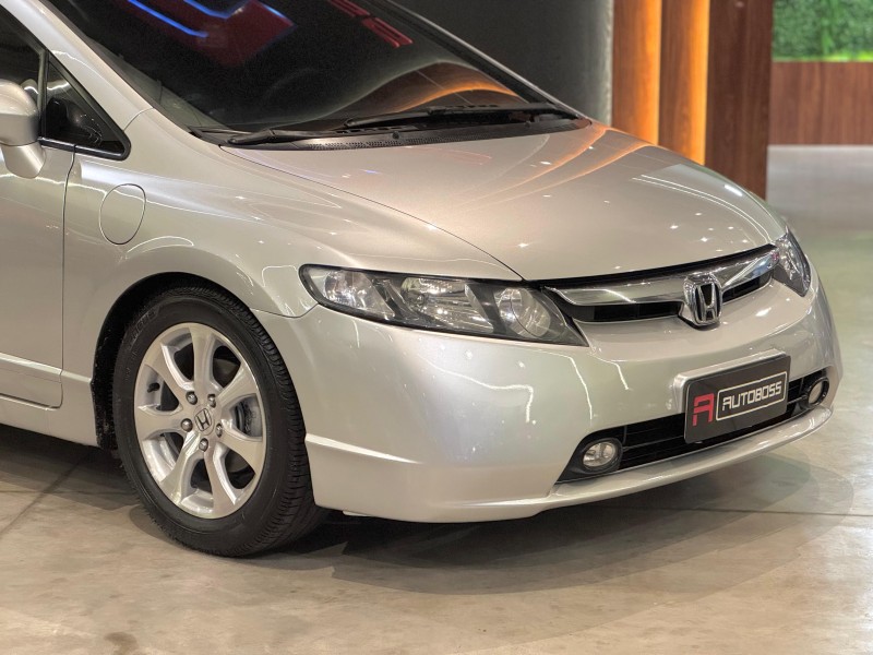 CIVIC 1.8 EXS 16V FLEX 4P AUTOMÁTICO - 2008 - NOVO HAMBURGO