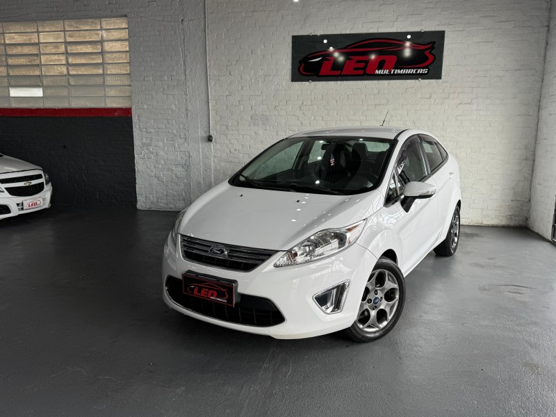fiesta 1.6 se sedan 16v flex 4p manual 2013 caxias do sul