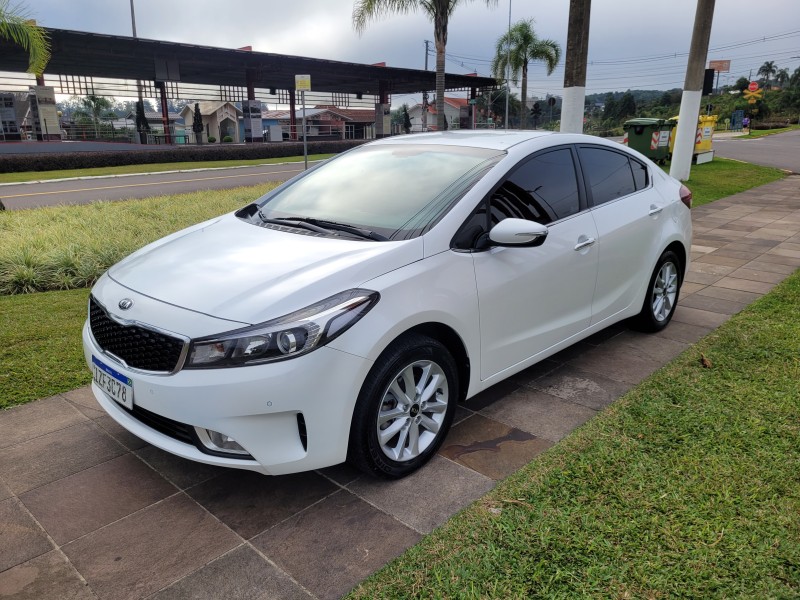CERATO 1.6 SX 16V FLEX 4P AUTOMÁTICO - 2019 - CARLOS BARBOSA