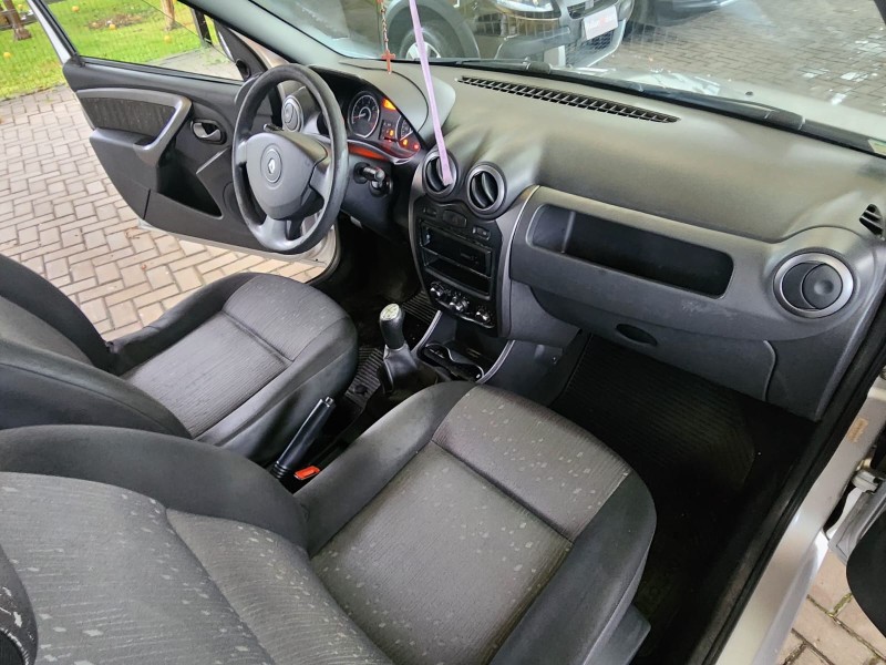 LOGAN 1.0 AUTHENTIQUE PLUS 16V FLEX 4P MANUAL - 2012 - CAXIAS DO SUL