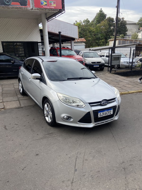 FOCUS 1.6 SE 8V FLEX 4P MANUAL