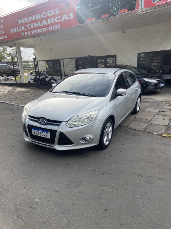 FOCUS 1.6 SE 8V FLEX 4P MANUAL - 2014 - FARROUPILHA