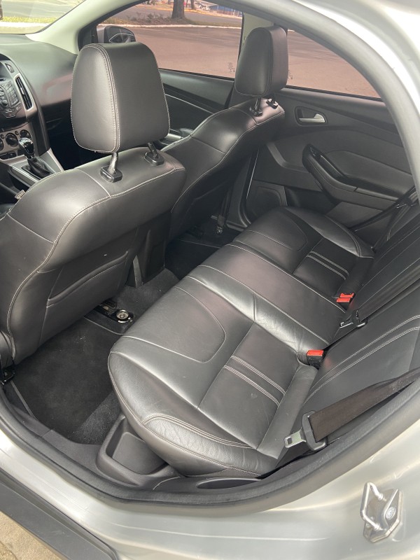 FOCUS 1.6 SE 8V FLEX 4P MANUAL - 2014 - FARROUPILHA