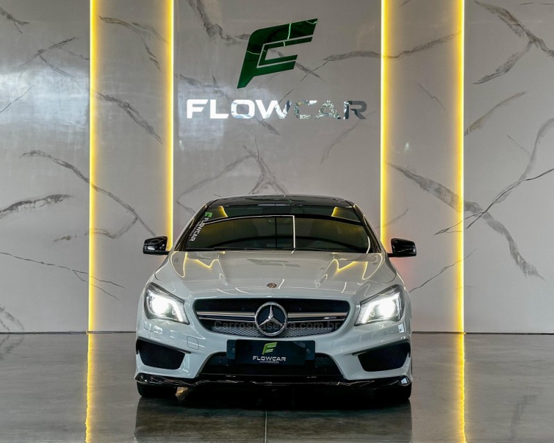 CLA 45 AMG 2.0 16V TURBOCHARGED GASOLINA 4P AUTOMÁTICO - 2015 - GARIBALDI
