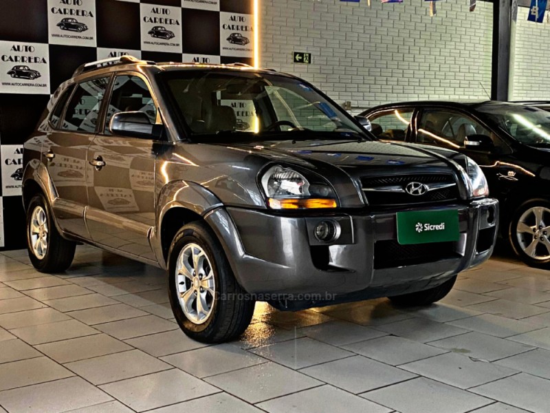 TUCSON 2.0 MPFI GLS 16V 143CV 2WD FLEX 4P AUTOMÁTICO - 2017 - NOVO HAMBURGO