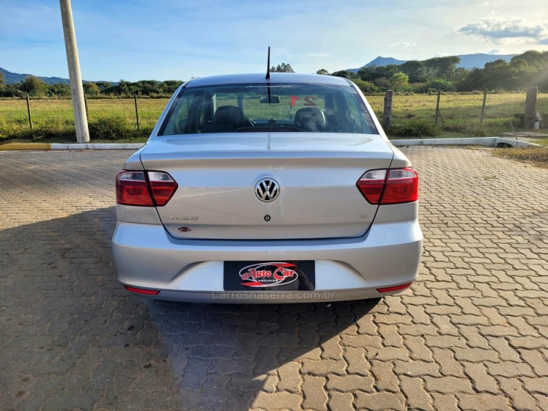 VOYAGE 1.6 MI TREND 8V FLEX 4P MANUAL - 2021 - CANDELáRIA