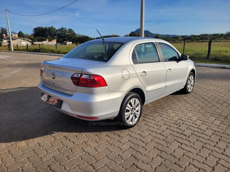 VOYAGE 1.6 MI TREND 8V FLEX 4P MANUAL - 2021 - CANDELáRIA