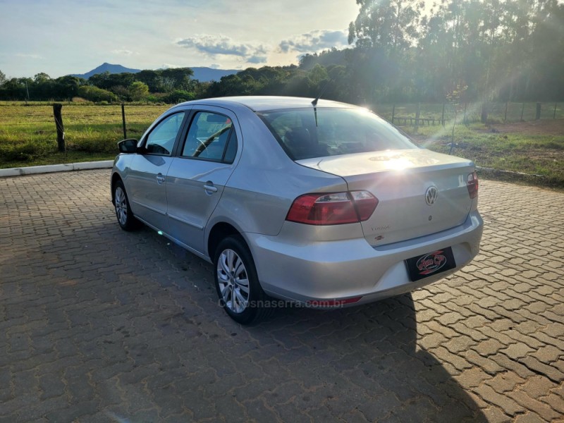 VOYAGE 1.6 MI TREND 8V FLEX 4P MANUAL - 2021 - CANDELáRIA