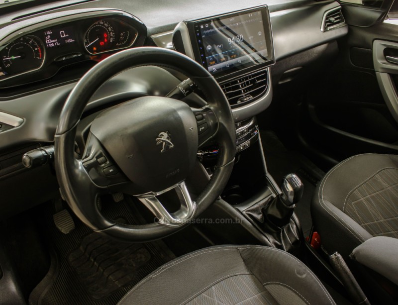 208 1.6 GRIFFE 16V FLEX 4P MANUAL - 2015 - NOVO HAMBURGO