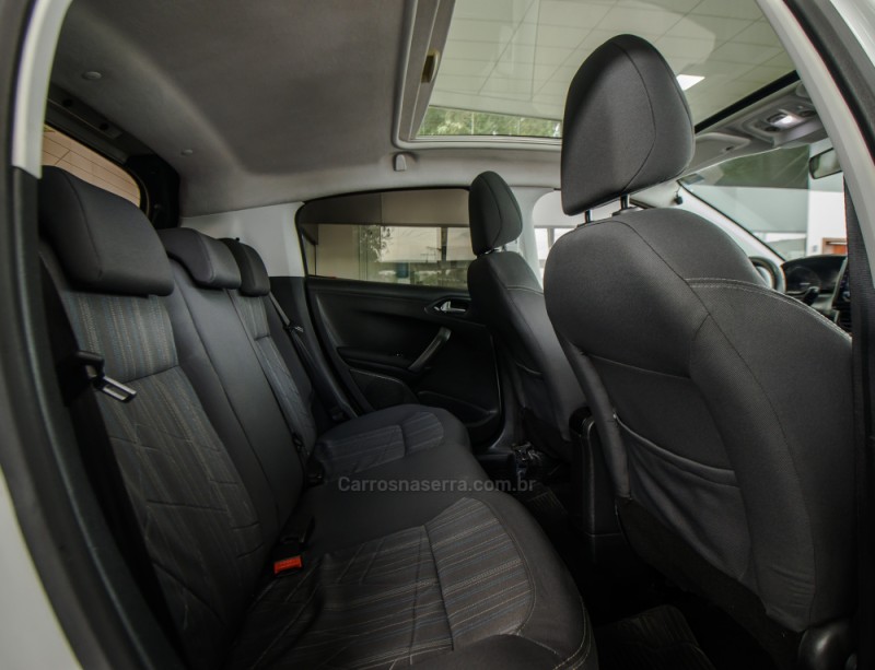 208 1.6 GRIFFE 16V FLEX 4P MANUAL - 2015 - NOVO HAMBURGO