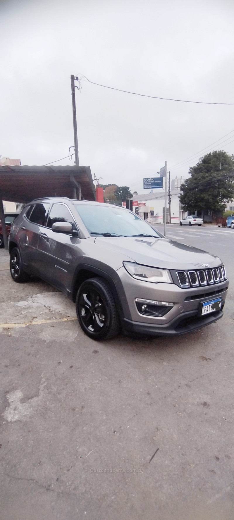 COMPASS 2.0 16V FLEX LONGITUDE AUTOMÁTICO - 2017 - FARROUPILHA