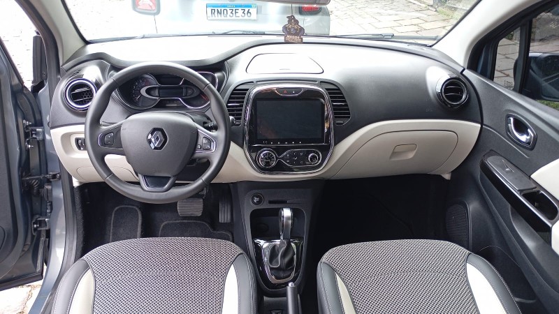 CAPTUR 1.6 16V FLEX INTENSE AUTOMÁTICO - 2018 - FARROUPILHA