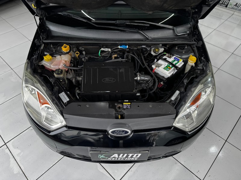FIESTA 1.6 MPI SEDAN 8V FLEX 4P MANUAL - 2013 - CAXIAS DO SUL