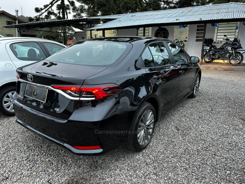 COROLLA 2.0 XEI 16V FLEX 4P AUTOMÁTICO - 2024 - CANELA