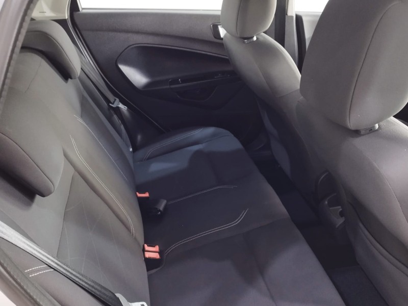 FIESTA 1.6 SE HATCH 16V FLEX 4P AUTOMÁTICO - 2015 - CAXIAS DO SUL