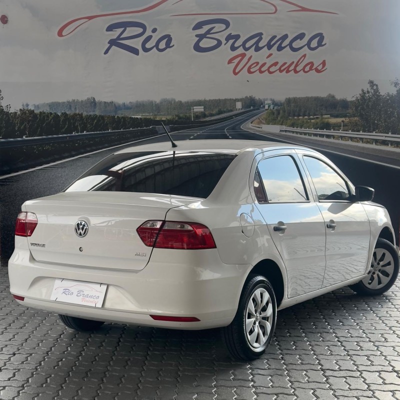 VOYAGE 1.6 MI TREND 8V FLEX 4P MANUAL - 2015 - CAXIAS DO SUL
