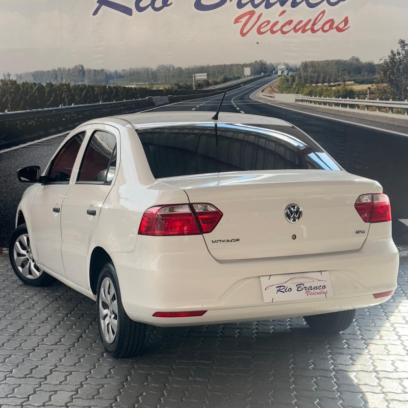 VOYAGE 1.6 MI TREND 8V FLEX 4P MANUAL - 2015 - CAXIAS DO SUL