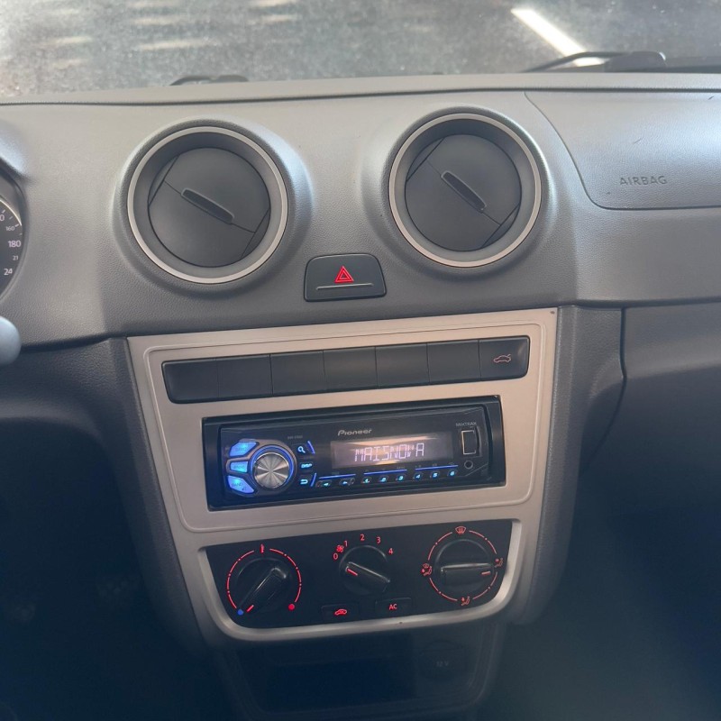 VOYAGE 1.6 MI TREND 8V FLEX 4P MANUAL - 2015 - CAXIAS DO SUL