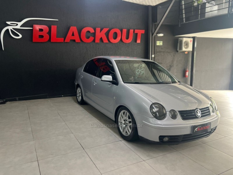POLO SEDAN 1.6 MI 8V FLEX 4P MANUAL - 2005 - CAMPO BOM