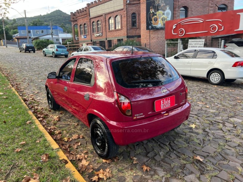CELTA 1.0 MPFI SUPER 8V FLEX 4P MANUAL - 2009 - DOIS IRMãOS