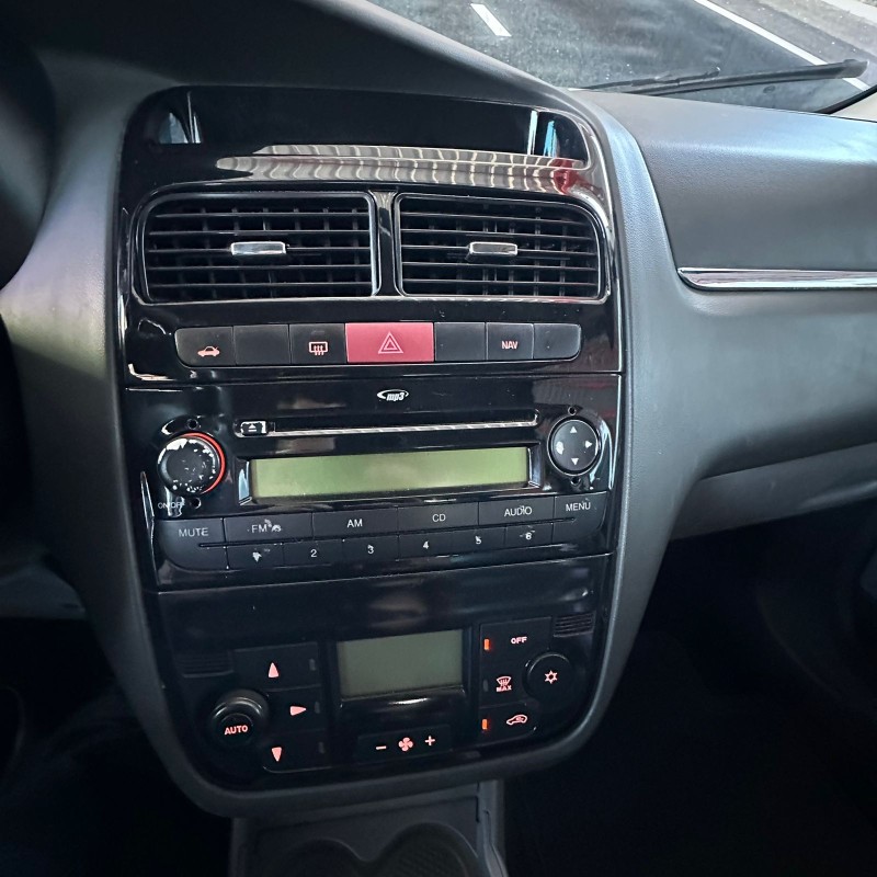 LINEA 1.8 ABSOLUTE 16V FLEX 4P AUTOMATIZADO - 2010 - CAXIAS DO SUL
