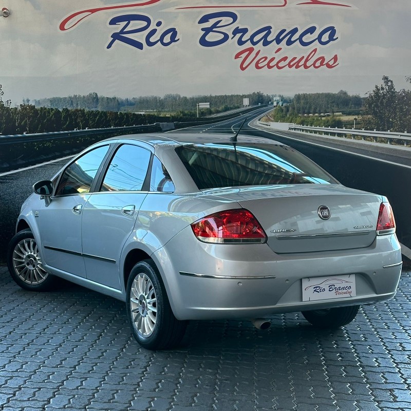 LINEA 1.8 ABSOLUTE 16V FLEX 4P AUTOMATIZADO - 2010 - CAXIAS DO SUL