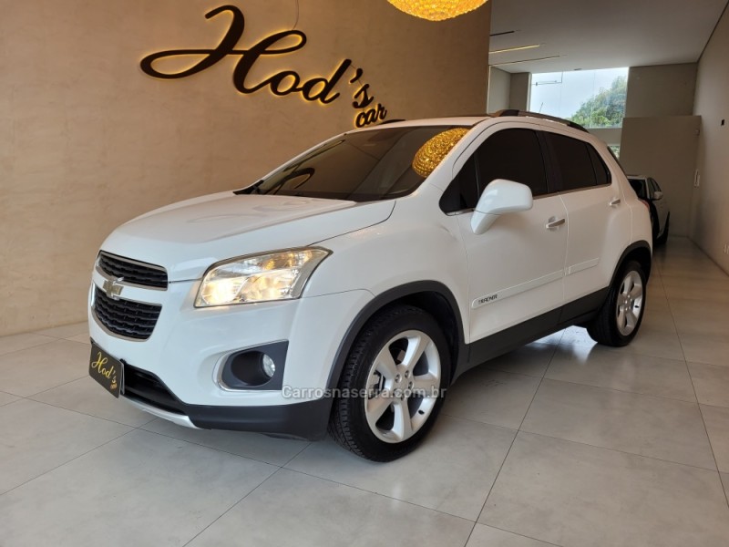 TRACKER 1.8 MPFI LTZ 4X2 16V FLEX 4P AUTOMÁTICO - 2015 - CANELA