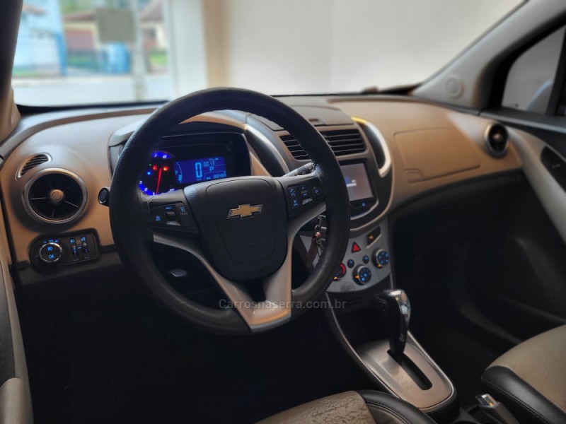 TRACKER 1.8 MPFI LTZ 4X2 16V FLEX 4P AUTOMÁTICO - 2015 - CANELA