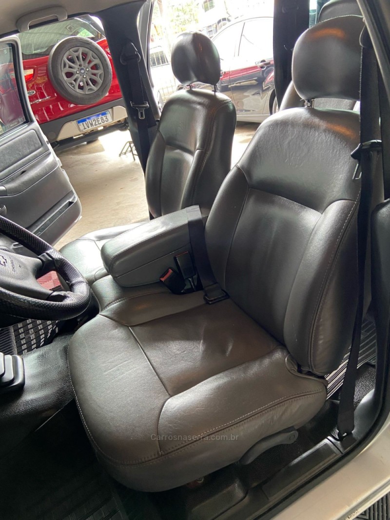 S10 2.8 LT 4X4 CD 16V TURBO DIESEL 4P MANUAL - 2011 - CAXIAS DO SUL