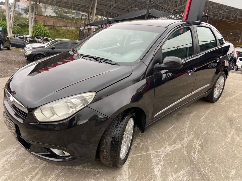 GRAND SIENA 1.6 MPI ESSENCE 16V FLEX 4P MANUAL - 2014 - CAXIAS DO SUL