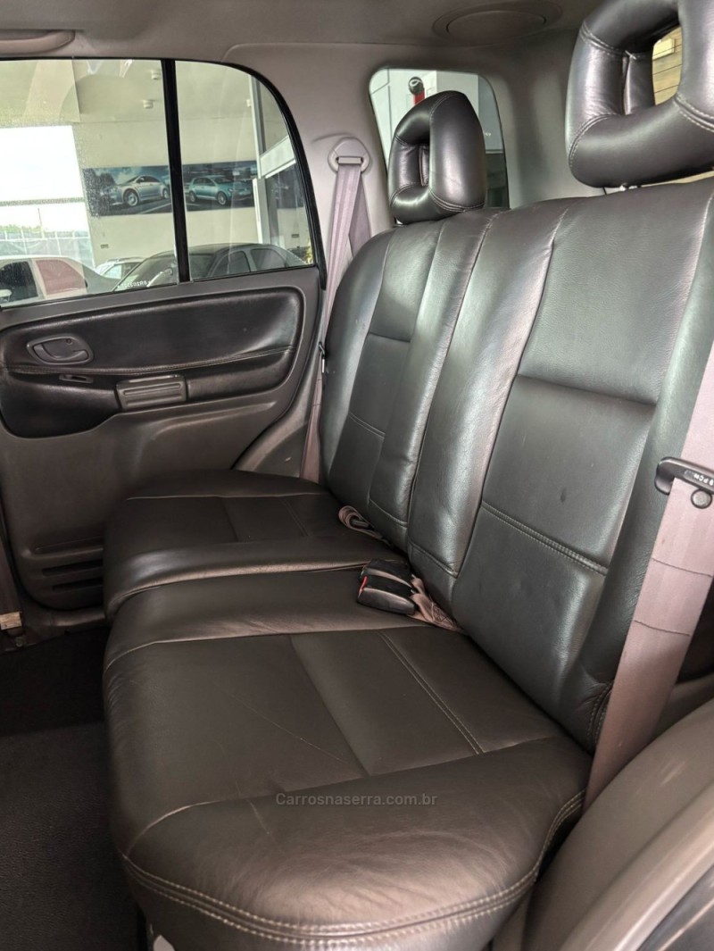 TRACKER 2.0 4X4 16V GASOLINA 4P MANUAL - 2008 - IGREJINHA