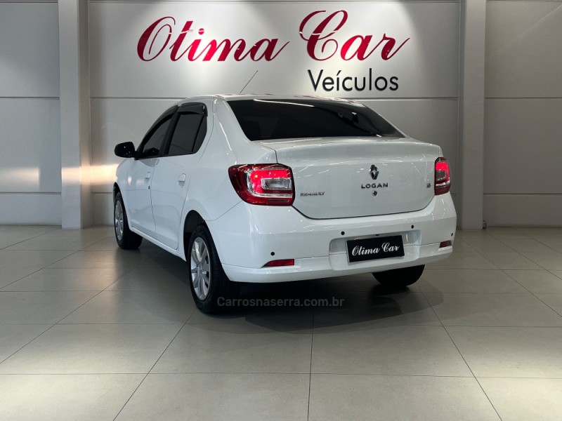 LOGAN 1.6 EXPRESSION 16V FLEX 4P MANUAL - 2018 - FLORES DA CUNHA