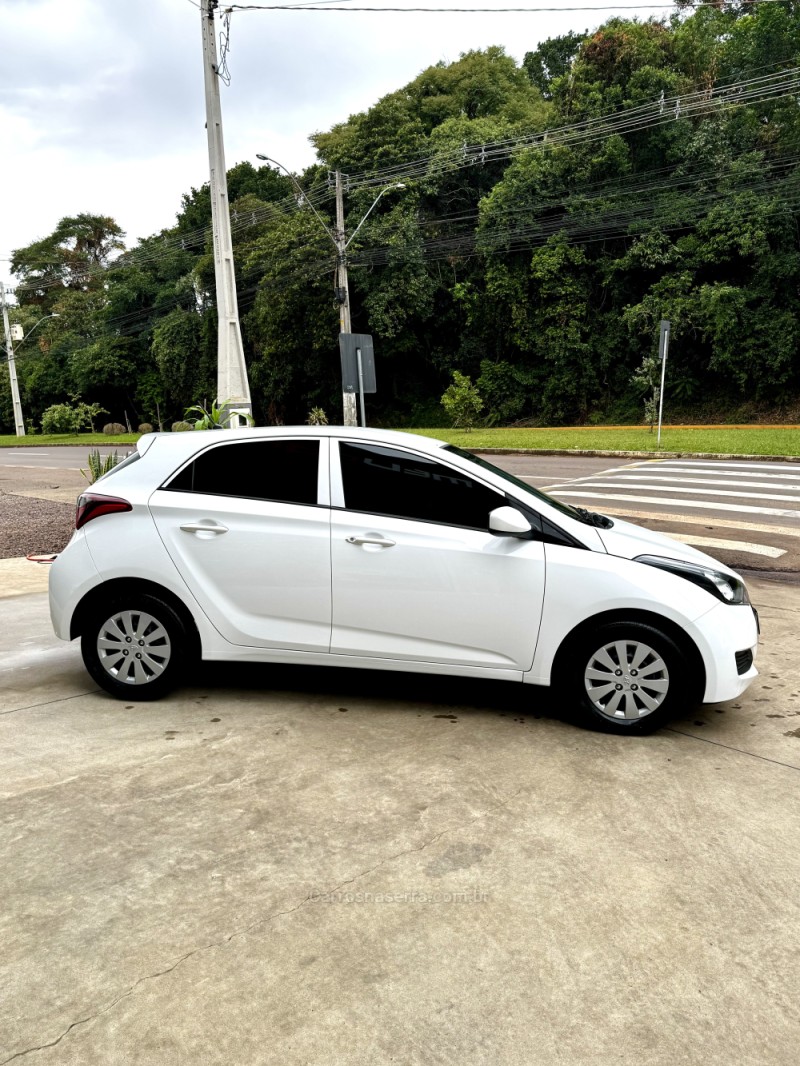 HB20 1.0 UNIQUE 12V FLEX 4P MANUAL - 2019 - LAJEADO