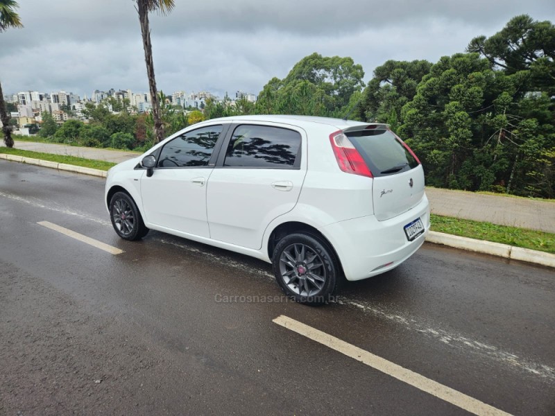 PUNTO 1.6 ESSENCE SP 16V FLEX 4P MANUAL - 2012 - VERANóPOLIS