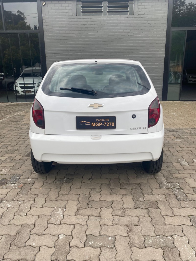 CELTA 1.0 MPFI LT 8V FLEX 4P MANUAL - 2015 - PORTãO