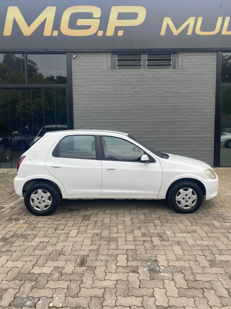 CELTA 1.0 MPFI LT 8V FLEX 4P MANUAL - 2015 - PORTãO