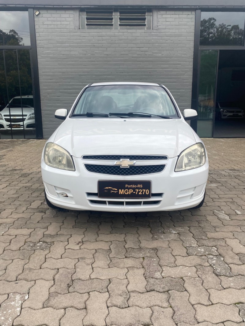 CELTA 1.0 MPFI LT 8V FLEX 4P MANUAL - 2015 - PORTãO