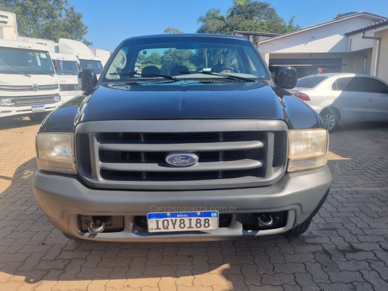 F-250 3.9 XL MAX POWER 4X2 CS DIESEL 2P MANUAL - 2001 - PORTãO