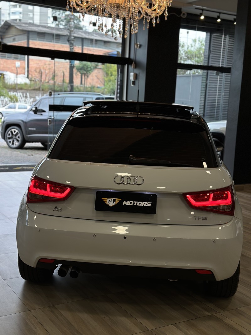 A1 1.4 TFSI SPORTBACK SPORT EDITION 16V GASOLINA 4P S-TRONIC - 2013 - CAXIAS DO SUL