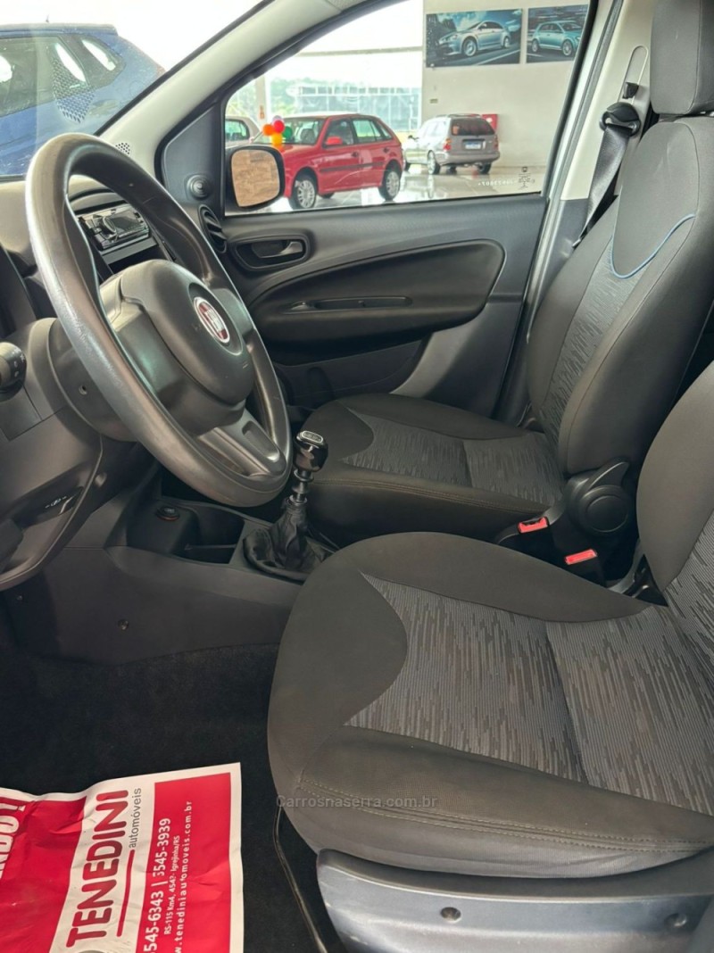 UNO 1.0 DRIVE 6V FLEX 4P MANUAL - 2018 - IGREJINHA