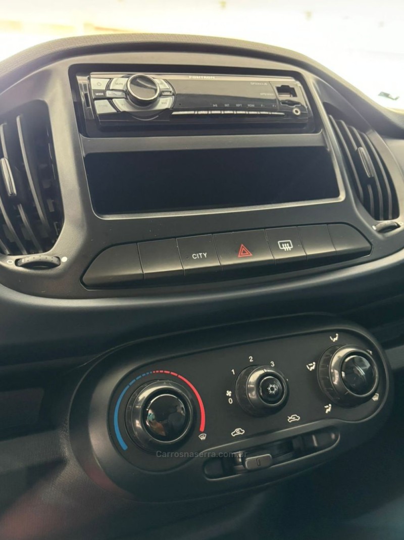 UNO 1.0 DRIVE 6V FLEX 4P MANUAL - 2018 - IGREJINHA