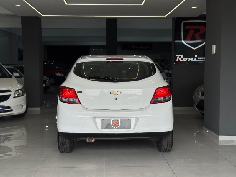 ONIX 1.4 MPFI LT 8V FLEX 4P MANUAL - 2013 - BENTO GONçALVES