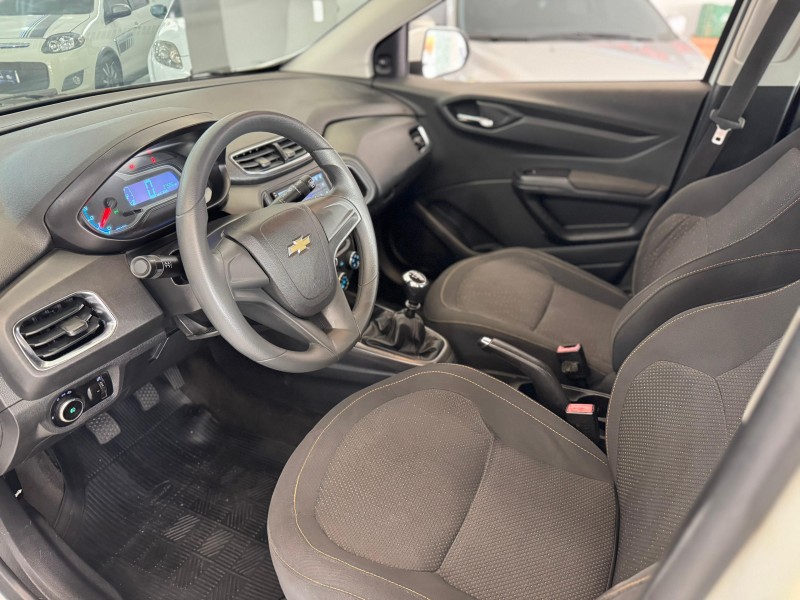 ONIX 1.4 MPFI LT 8V FLEX 4P MANUAL - 2013 - BENTO GONçALVES